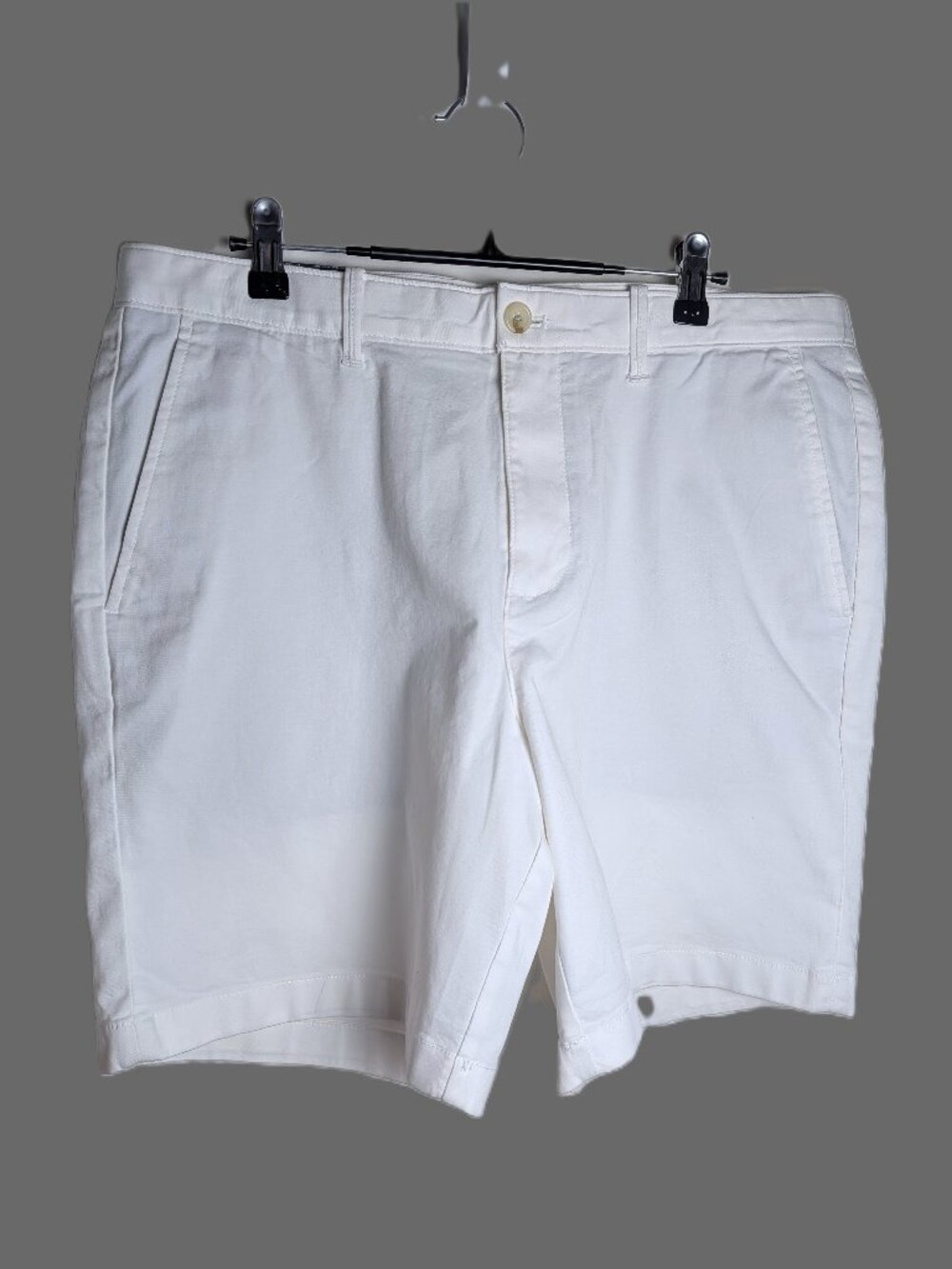 Penguin Bright White Slim Fit Shorts Size 34 NEW with Tags!